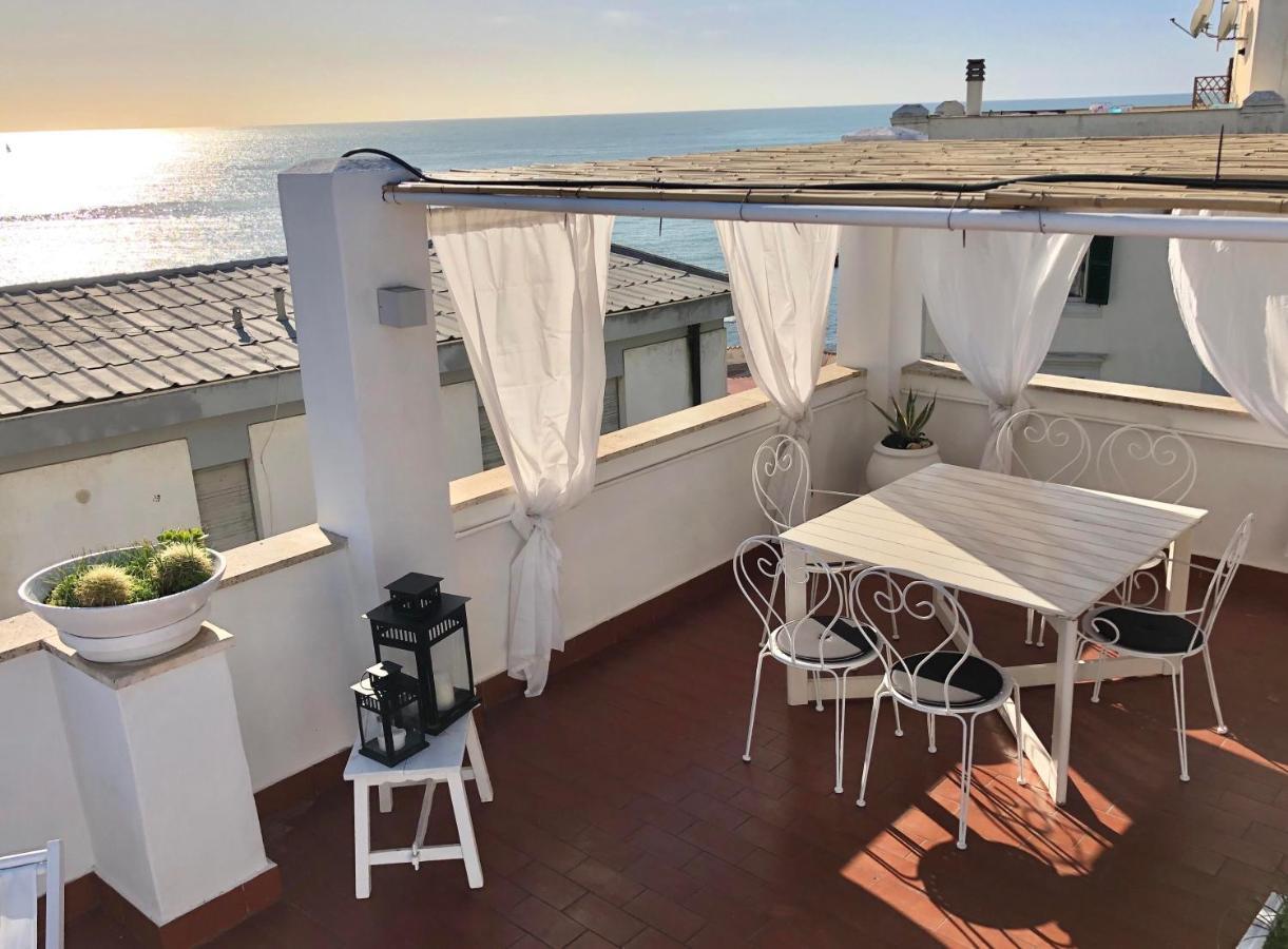 La Terrazza Sul Mare Santa Marinella Exterior foto