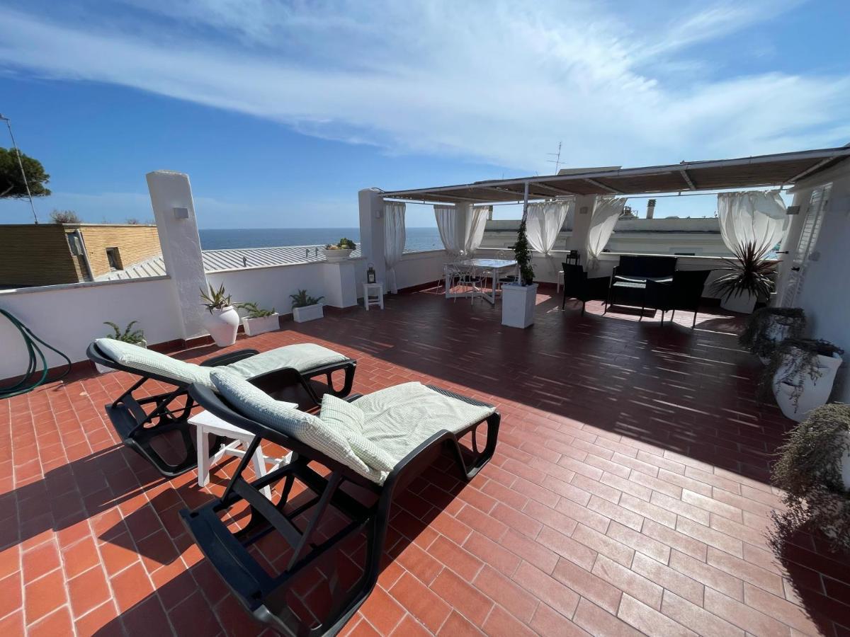 La Terrazza Sul Mare Santa Marinella Exterior foto
